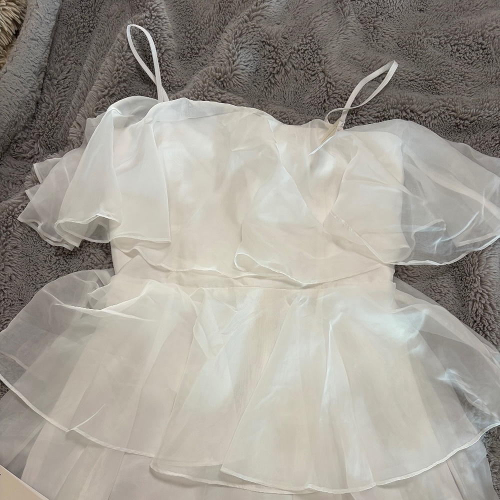 Abercrombie women’s white tier mini dress medium tall